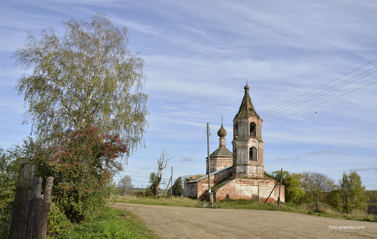 Рождественская церковь села Рождествено.