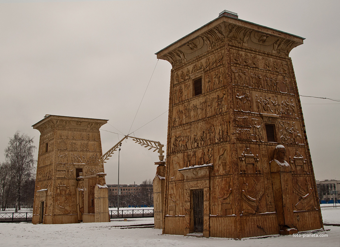 Египетские Ворота