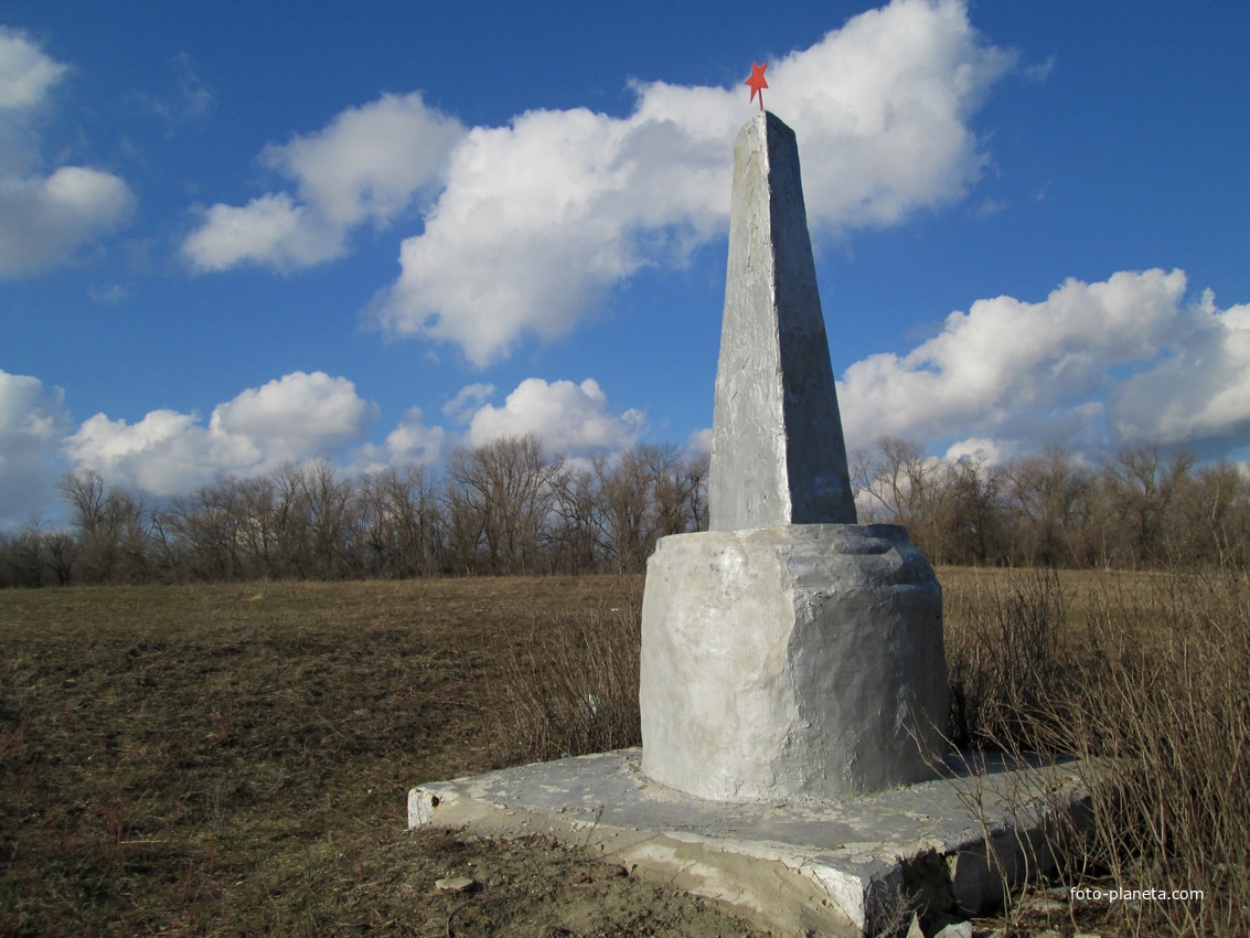 Памятник жертвам гражданской войны