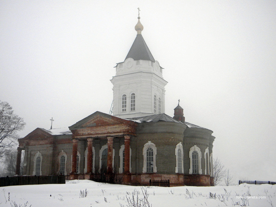 Свято-Троицкий храм в селе Булановка