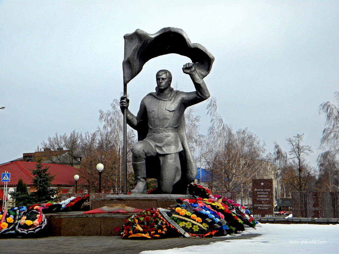 Мемориал Воинской Славы в поселке Волоконовка