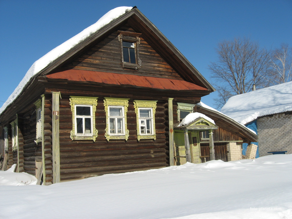 много снега