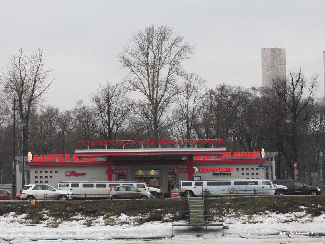 Бензозаправка