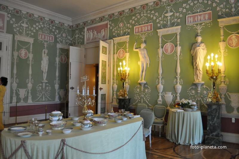 Зеленая столовая Екатерининского дворца