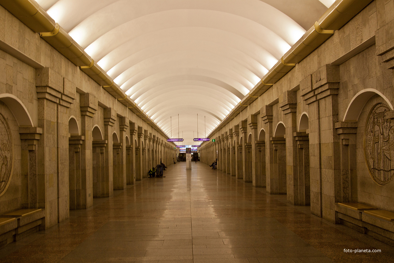 Станция метро &quot;Крестовский остров&quot;