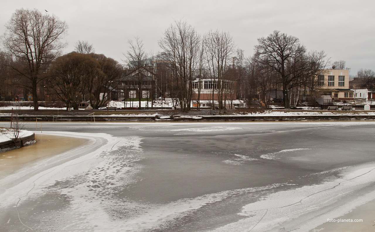 Река Крестовка