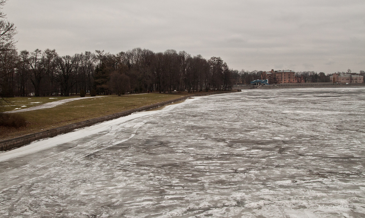 Река Средняя Невка
