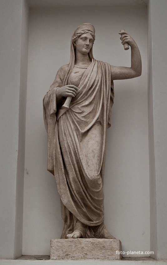 Статуя Афины