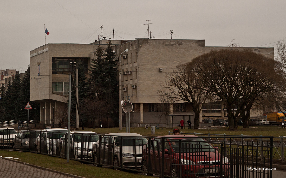 Здание администрации Приморского района