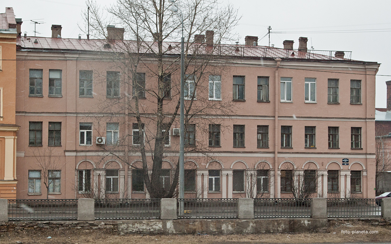 Набережная Обводного канала, 209