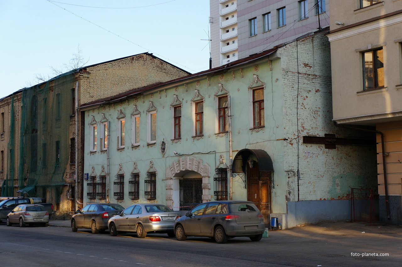 Улица Зацепа, 35