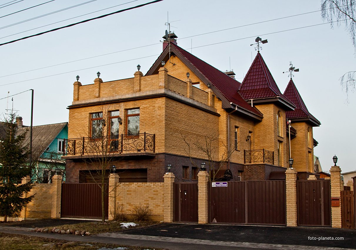 Улица Нововестинская, дом 28