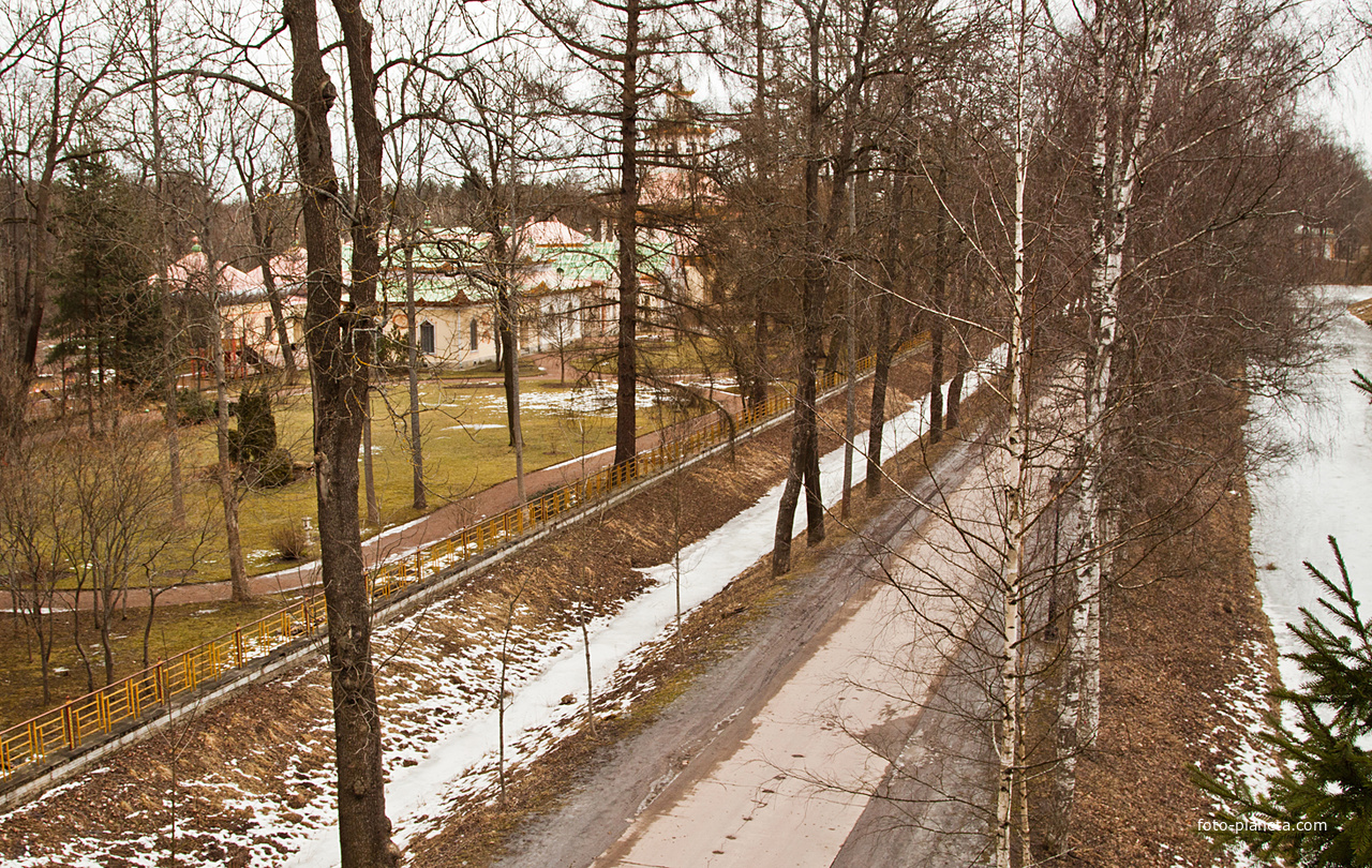 Подкапризовая дорога