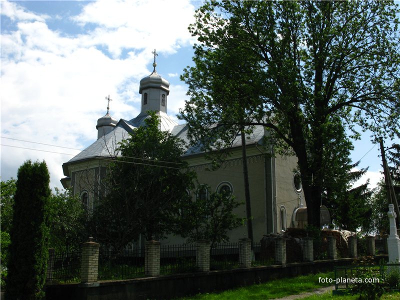 Село ТОВТРИ, церковь