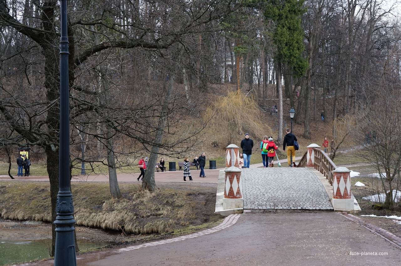 Новый мост над устьем Язвенки на месте старой плотины (1805-1807 гг.)