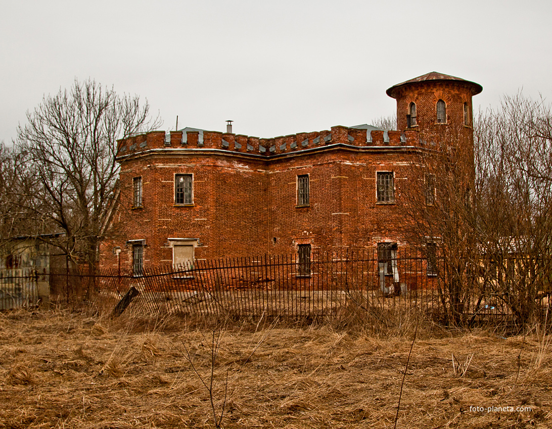 Пенсионерная конюшня