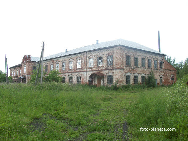 Бывшая сепоговаляльнная фабрика.