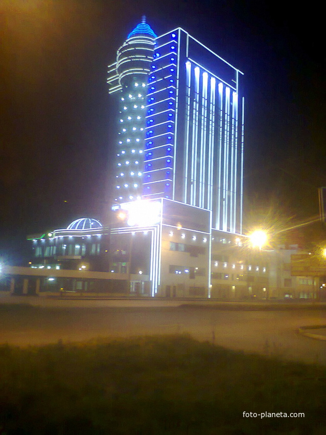Гранд Отель &quot;ВИДГОФ&quot; ночью.