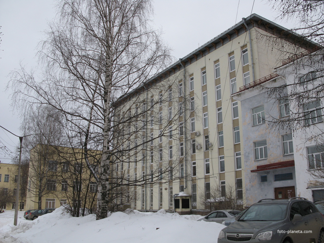 Сыктывкар 2014 научный храм со двора