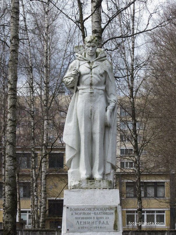 Краснофлотская улица, Кировск, мемориал