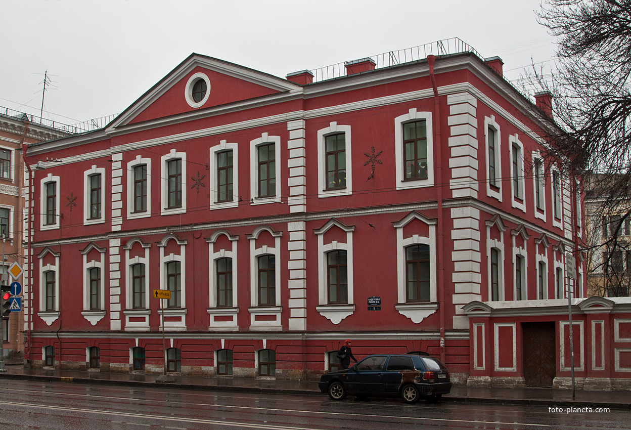 Кадетская линия, 5