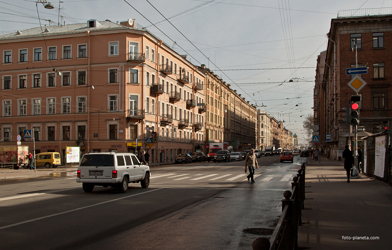 Малый проспект