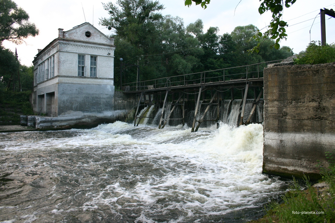 Михайловская ГЭС на реке Псёл