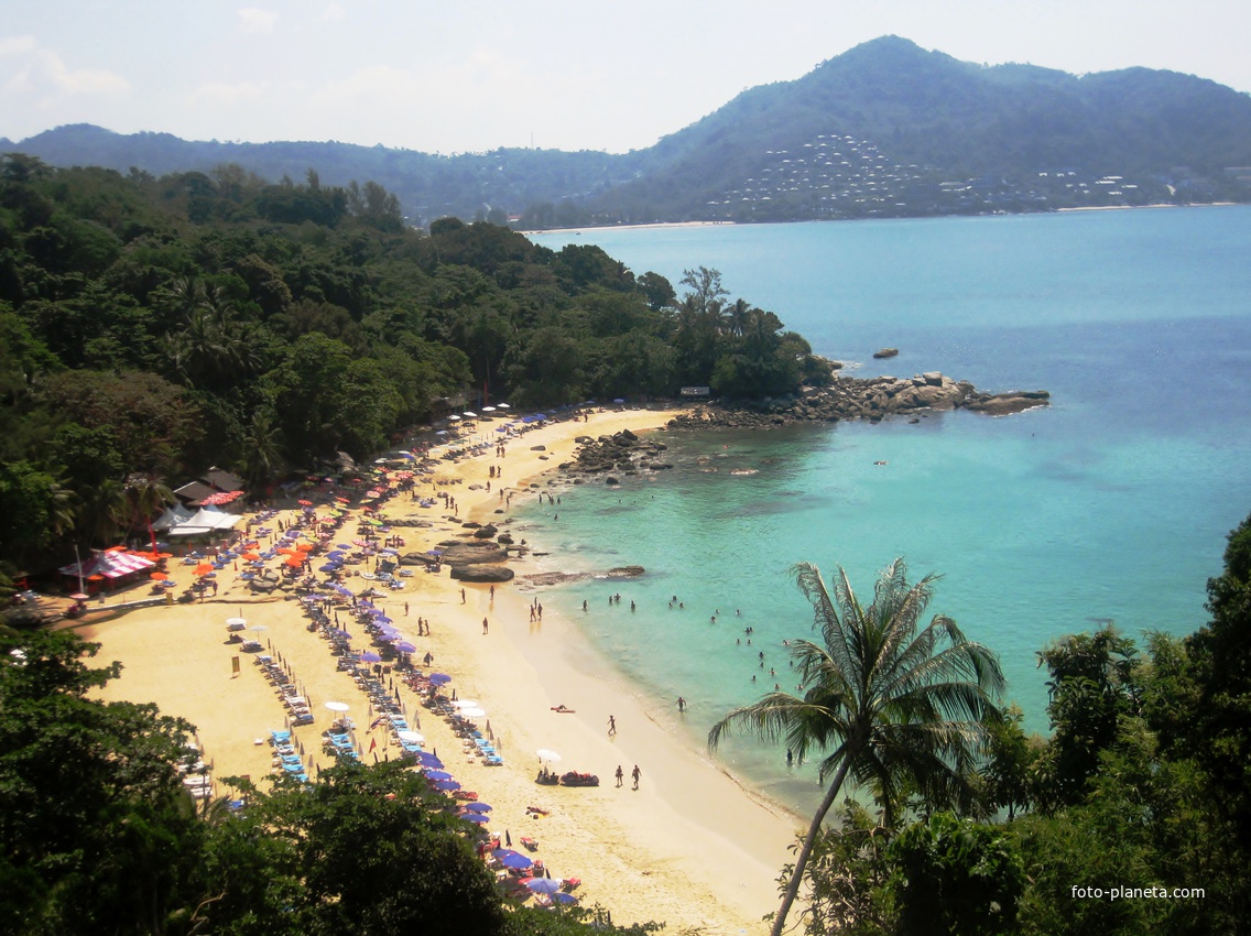 Один из пляжей Пхукета /One of the beaches in Phuket/