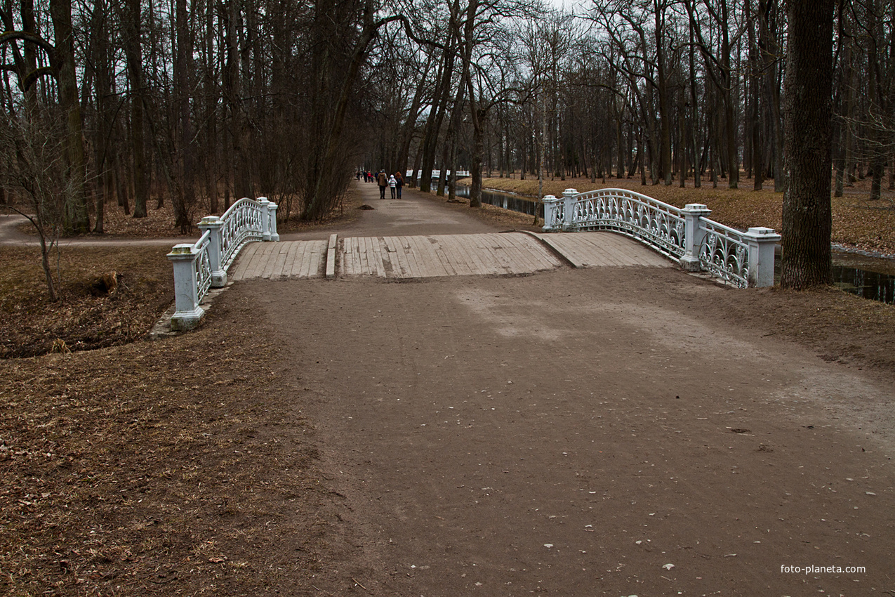Мост в парке