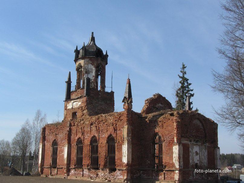 Андрианово. Церковь Троицы Живоначальной