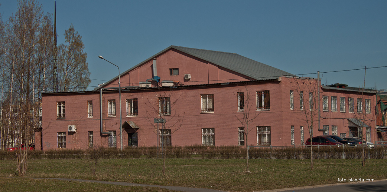 Здание на Гвардейском бульваре