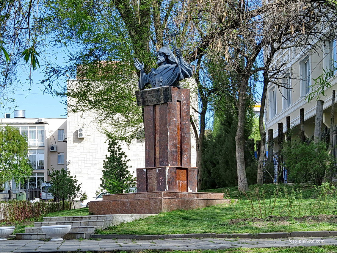 Памятник князю Иосифу Аргутинскому Долгорукому