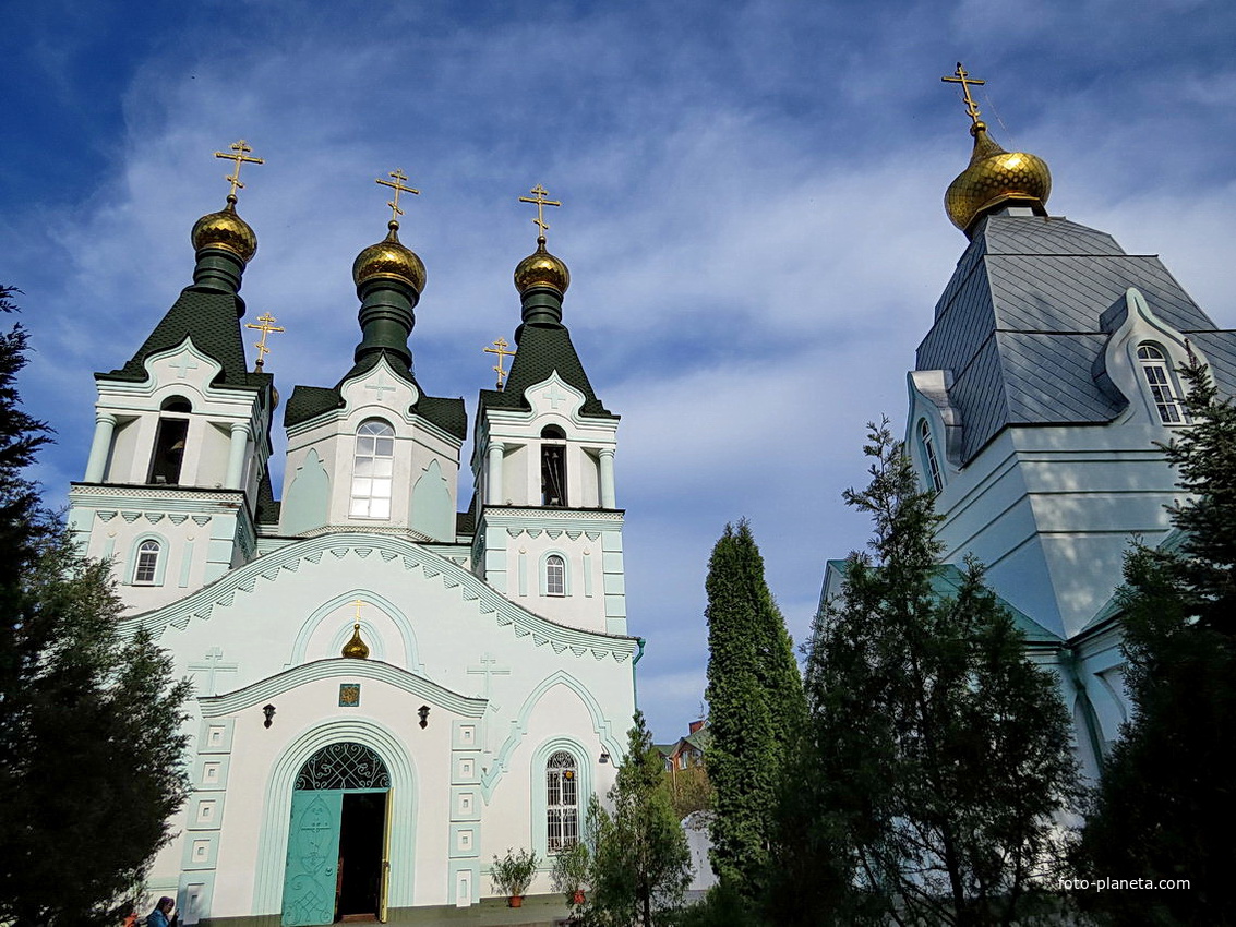 Ростов-на-Дону. Юго-Западный. Свято-Троицкий храм.