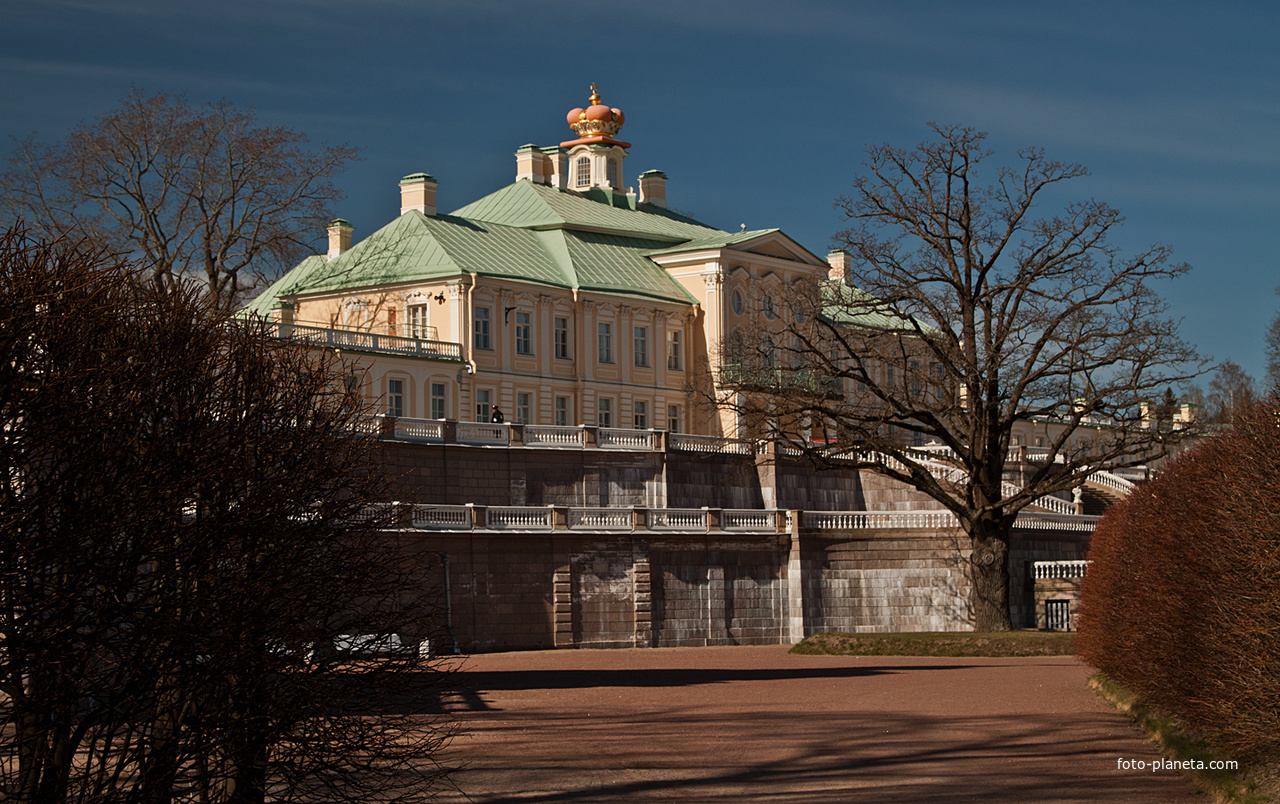 Большой Меншиковский дворец