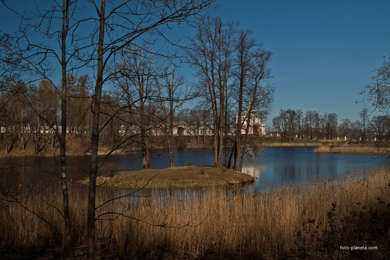 Нижний пруд