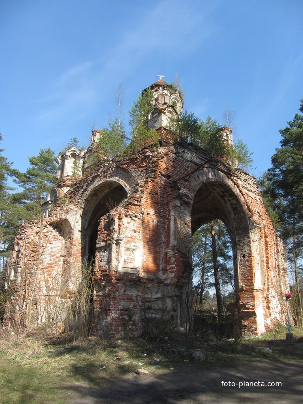 Руины церкви Николая Чудотворца