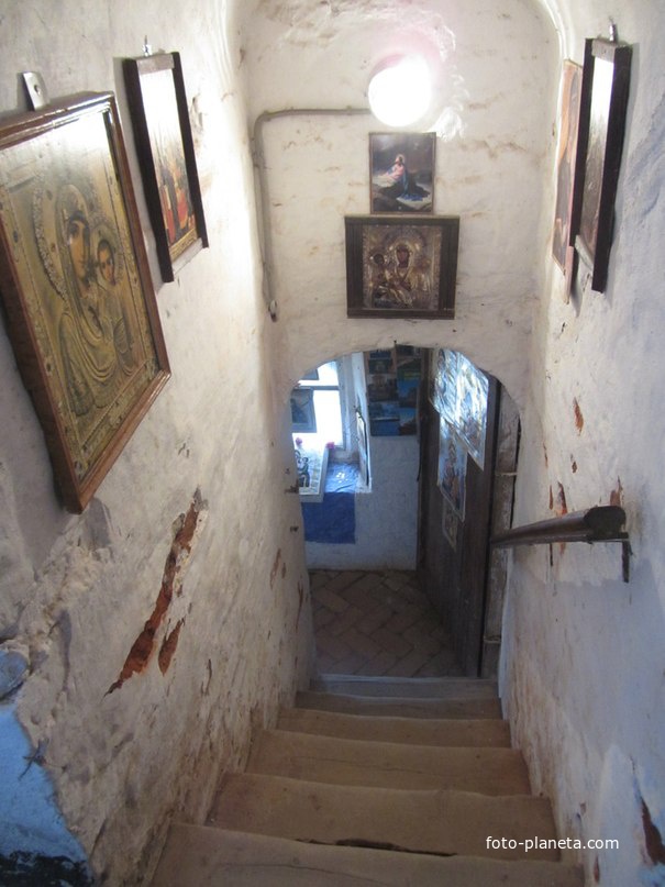 Внутри звонницы