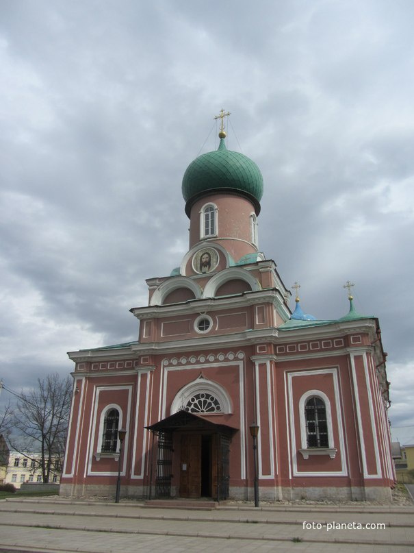 Спасо-Преображенский собор, другой ракурс