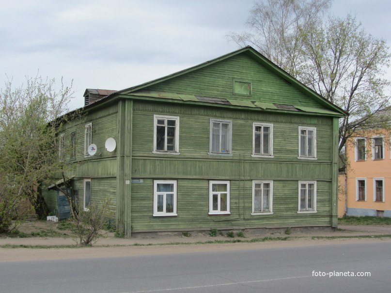 Советская улица, старинные домики