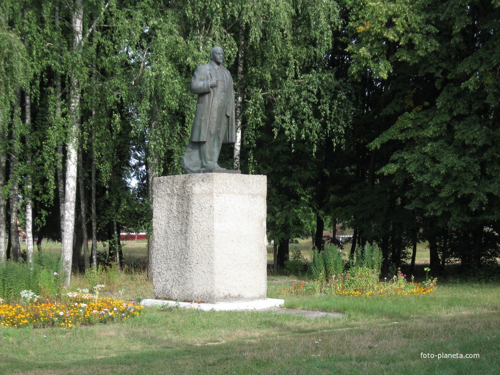 Пам&#039;ятник Леніну