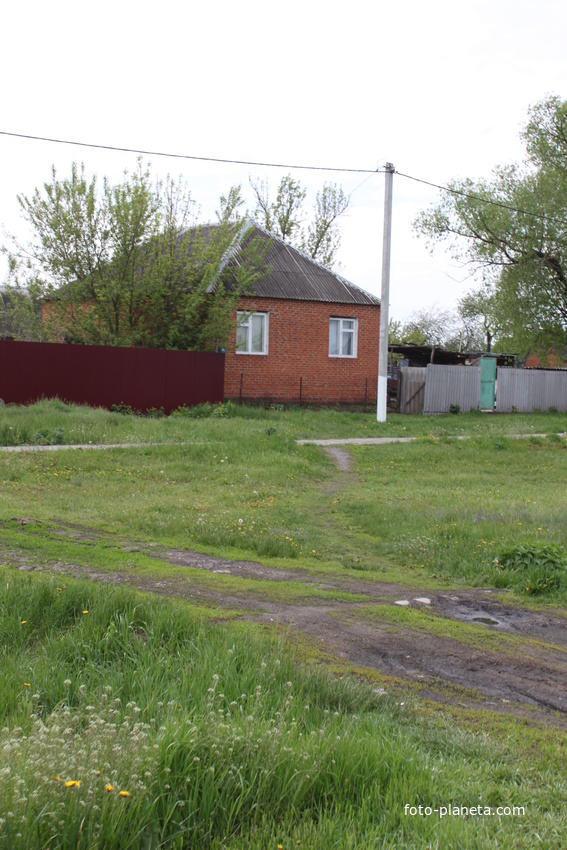 Ближнее. Ул. 70-летия Октября.