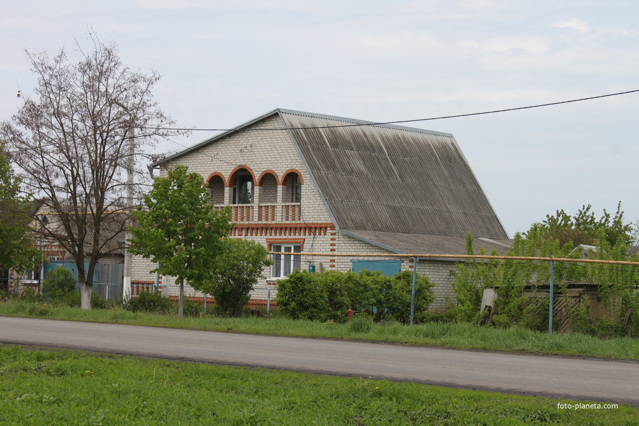 Ближнее. Ул. 70-летия Октября.