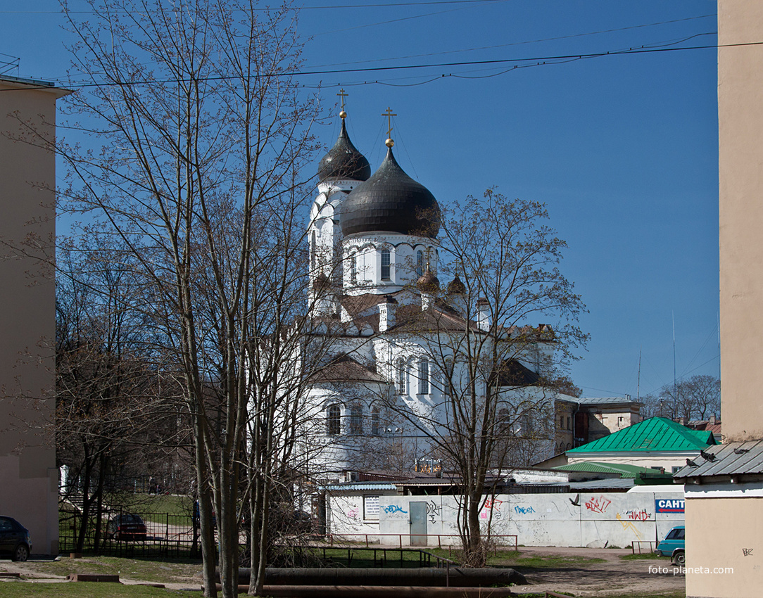 Вид на Собор Святого Архангела Михаила