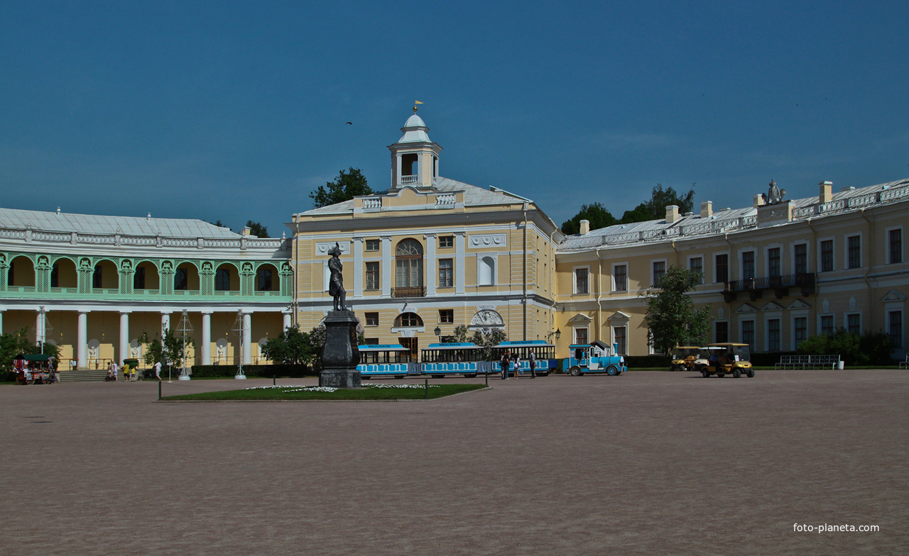 Павловский дворец