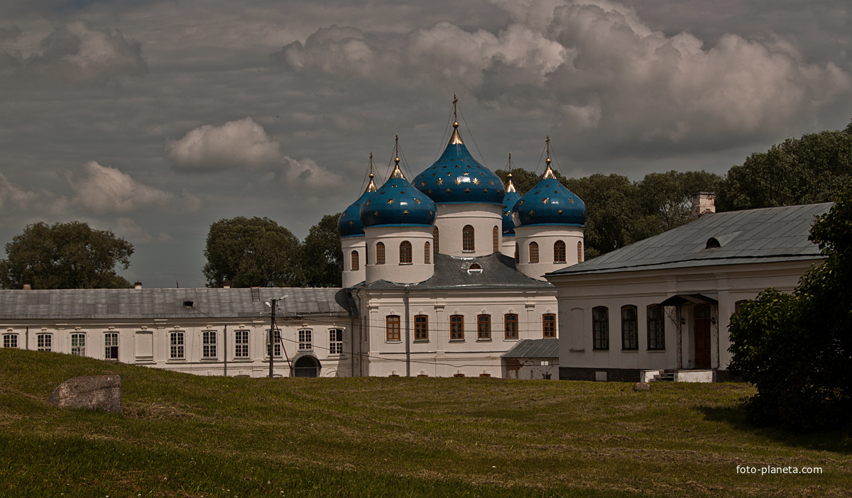 Собор Воздвижения Креста Господня