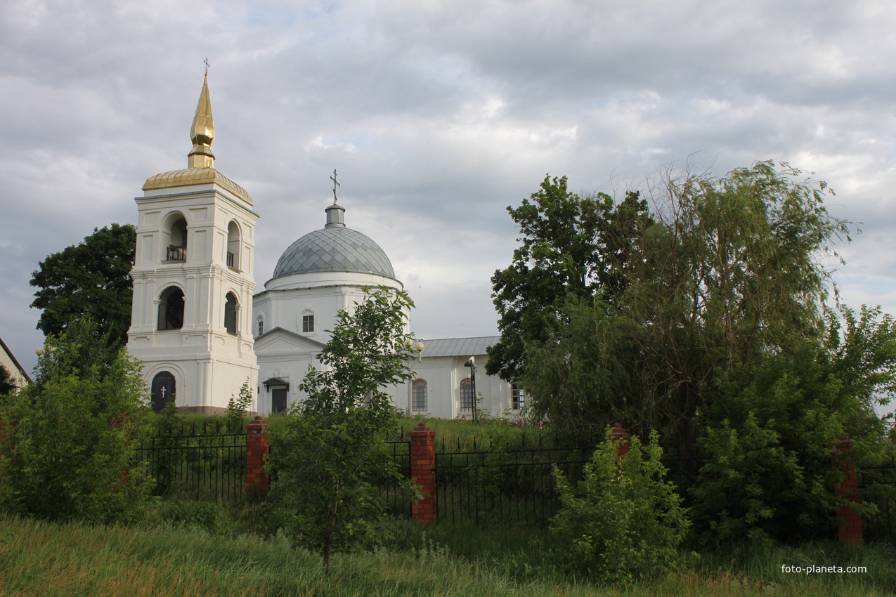 Никольское. Храм во имя Святителя Николая.