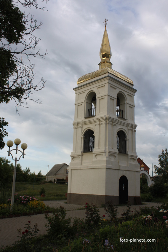 Никольское. Храм во имя Святителя Николая.