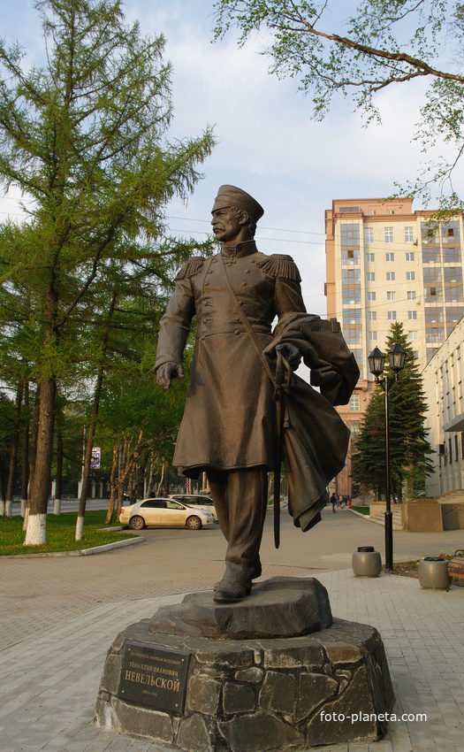 Памятник капитану Невельскому