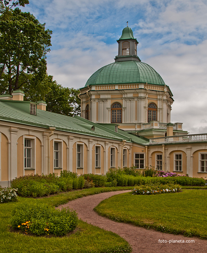 Церковный павильон Большого Меншиковского дворца