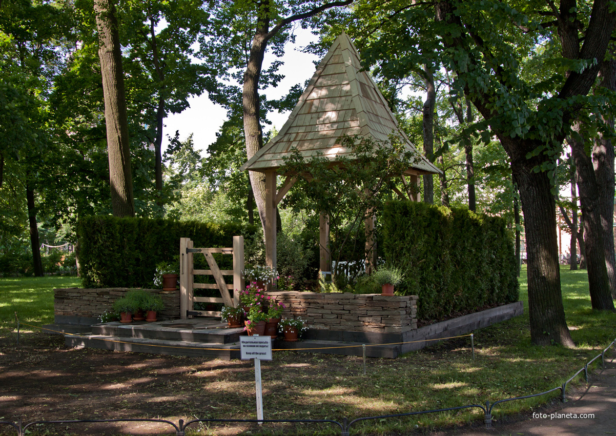 Михайловский сад